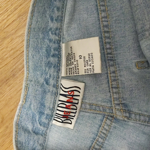 Vintage High Waisted Denim Capris - Picture 3 of 5